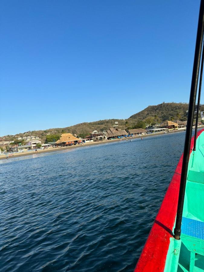 Looking Good Surf House San Juan Del Sur Ξενοδοχείο Εξωτερικό φωτογραφία